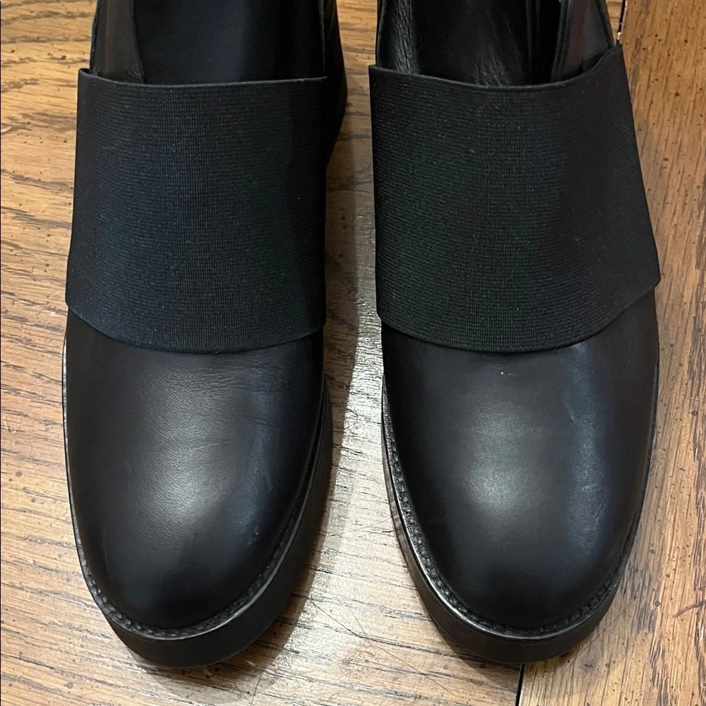 COS Black Leather Ankle Boots, size 38‎